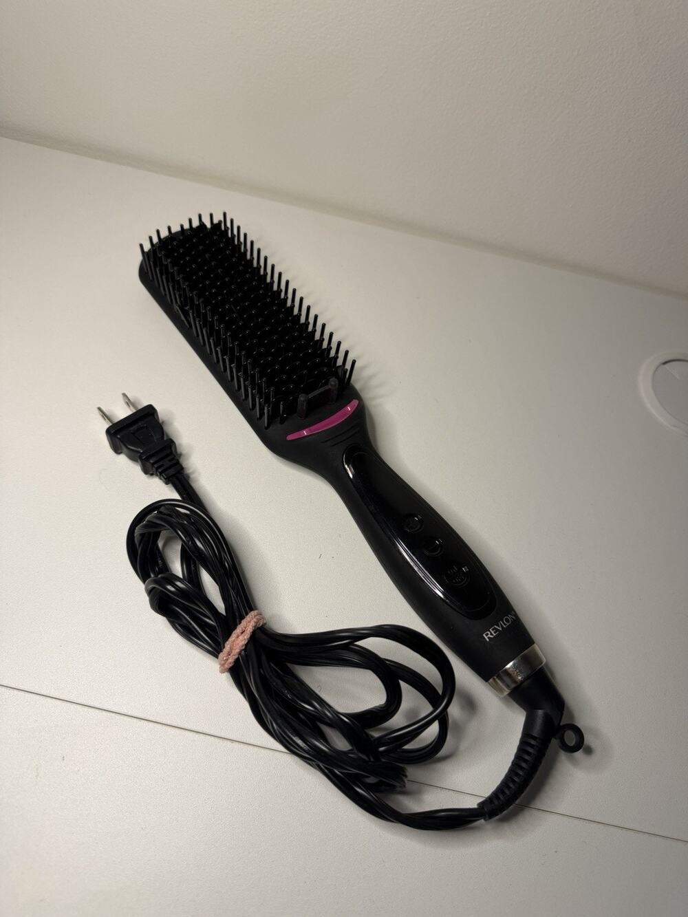 Revlon Hair Straight & Shine Brush Straightening Styling Brush 4 1/2” Black Pink